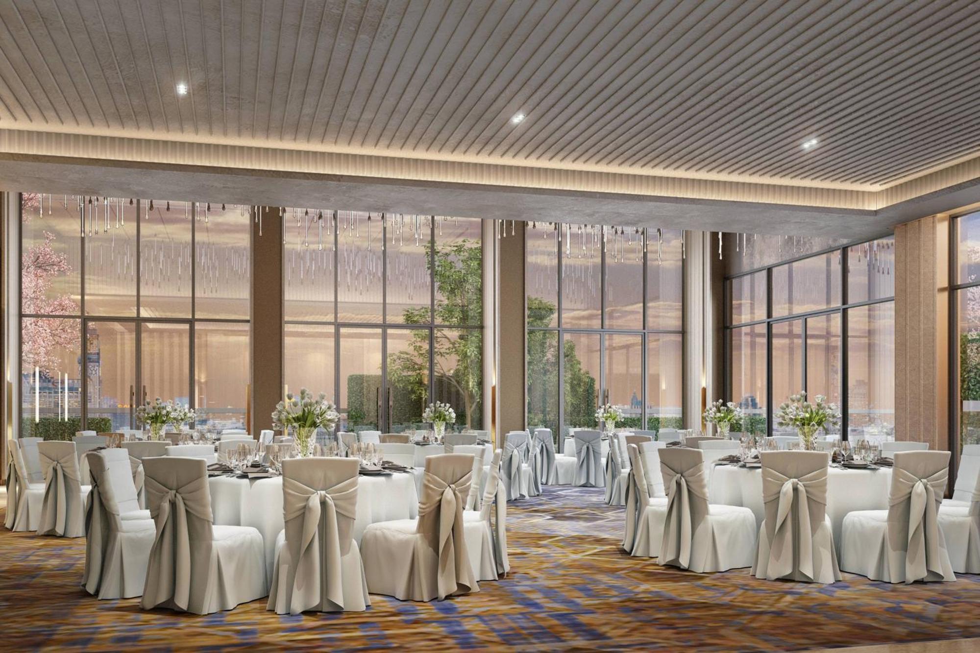 Courtyard By Marriott Ahmedabad Sindhu Bhavan Road Exteriör bild